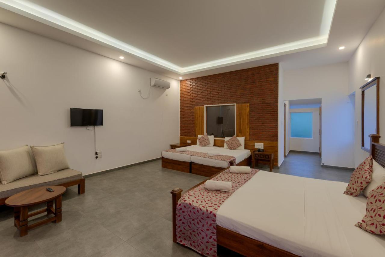 Tara Watergate Hotel ทิซซามาฮารามา ภายนอก รูปภาพ