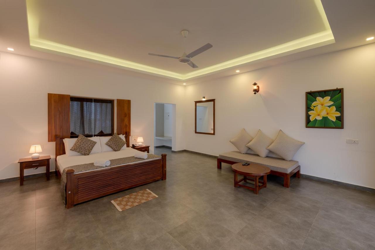 Tara Watergate Hotel ทิซซามาฮารามา ภายนอก รูปภาพ