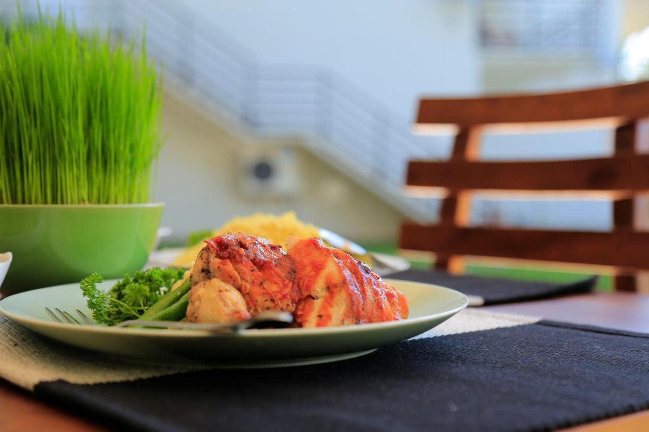 Tara Watergate Hotel ทิซซามาฮารามา ภายนอก รูปภาพ