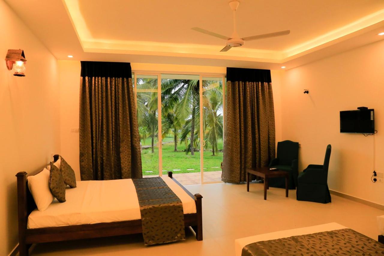 Tara Watergate Hotel ทิซซามาฮารามา ภายนอก รูปภาพ