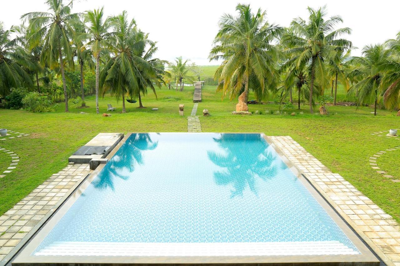 Tara Watergate Hotel ทิซซามาฮารามา ภายนอก รูปภาพ