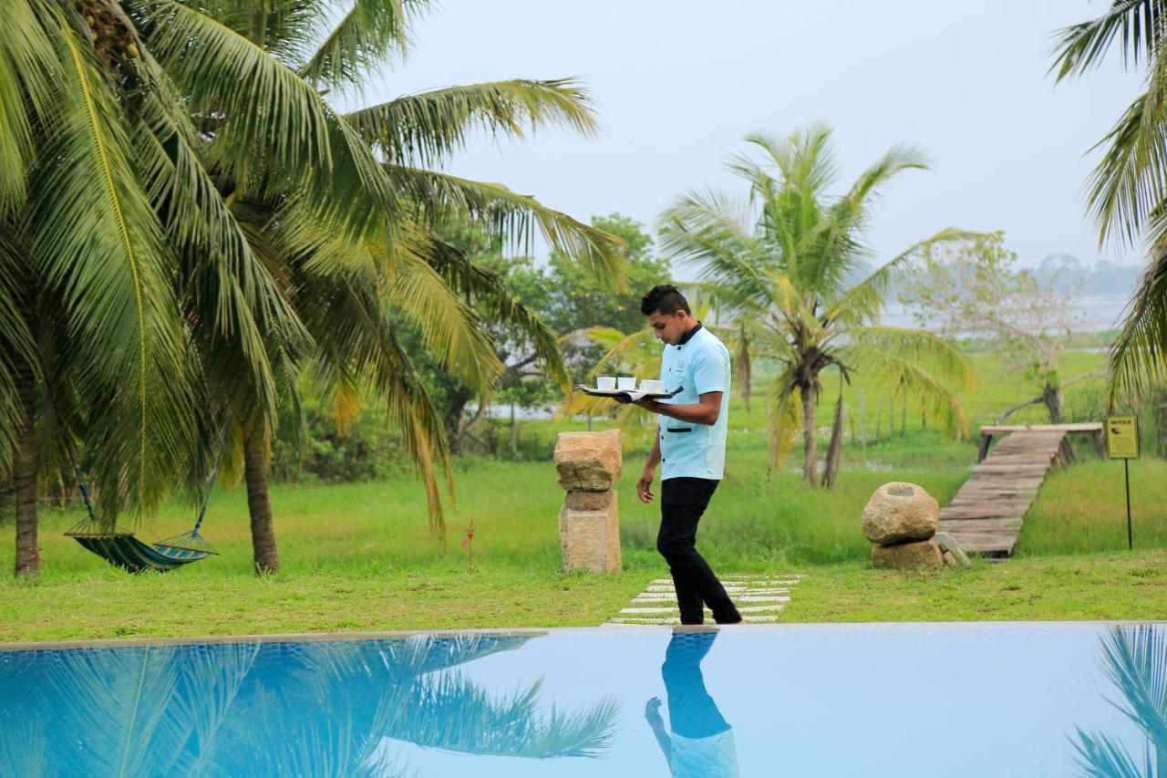 Tara Watergate Hotel ทิซซามาฮารามา ภายนอก รูปภาพ